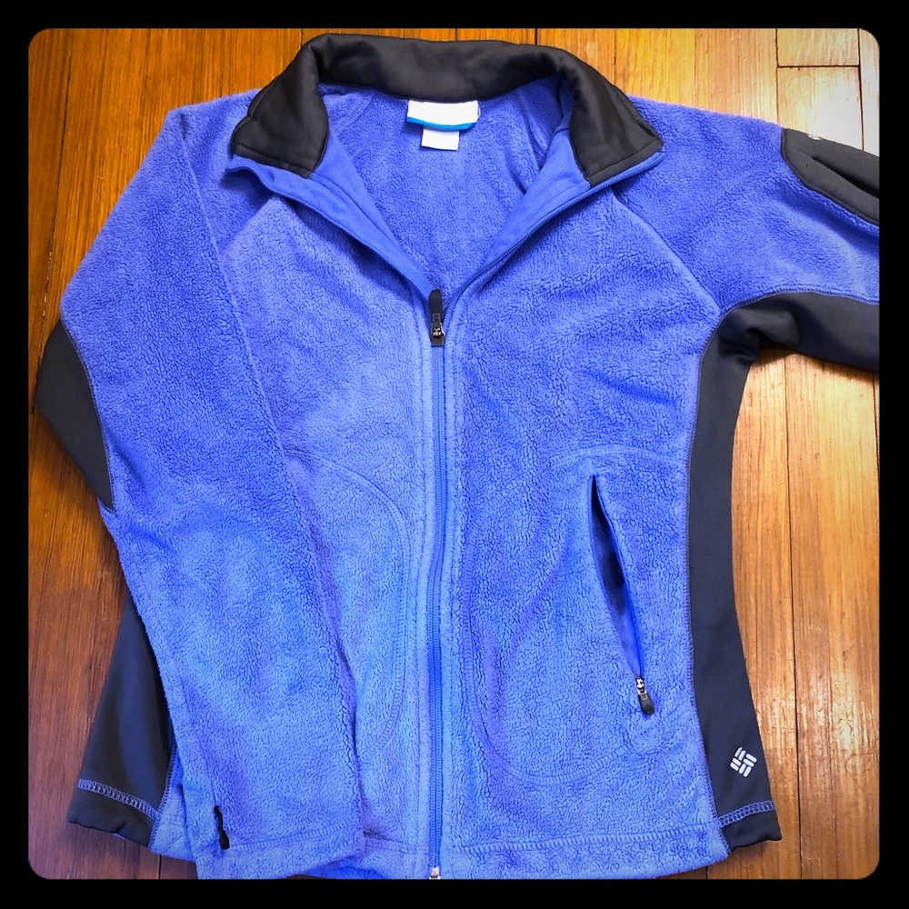 Columbia Zip Up Fleece!